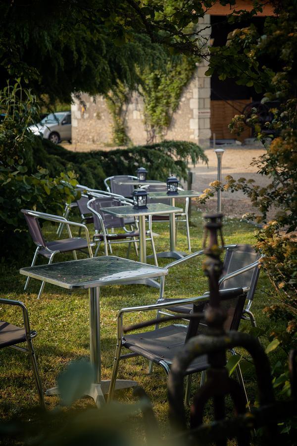 Hotel & Spa Chai De La Paleine Le Puy-Notre-Dame Eksteriør bilde