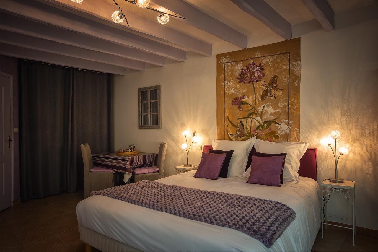 Hotel & Spa Chai De La Paleine Le Puy-Notre-Dame Eksteriør bilde