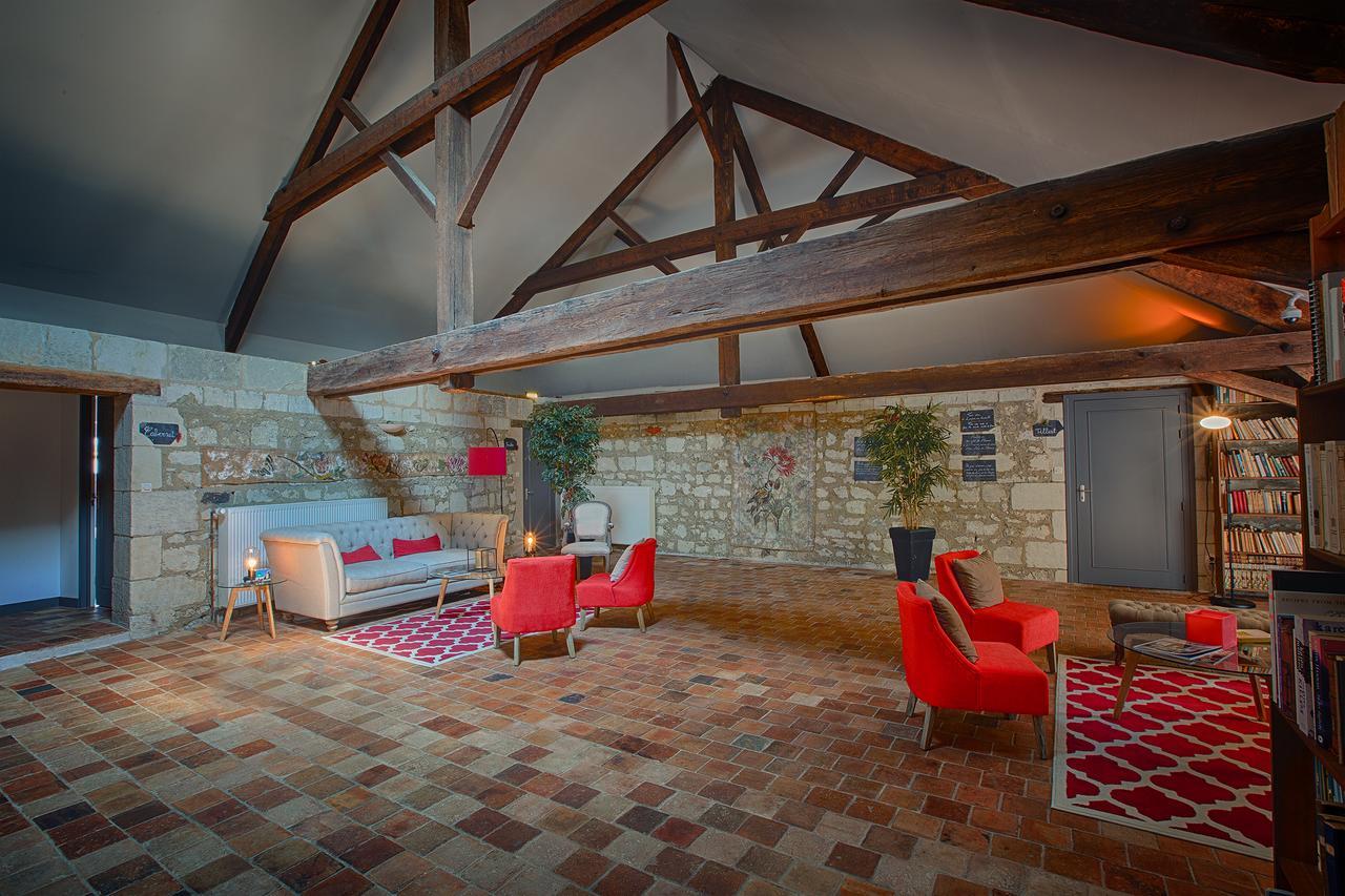 Hotel & Spa Chai De La Paleine Le Puy-Notre-Dame Eksteriør bilde